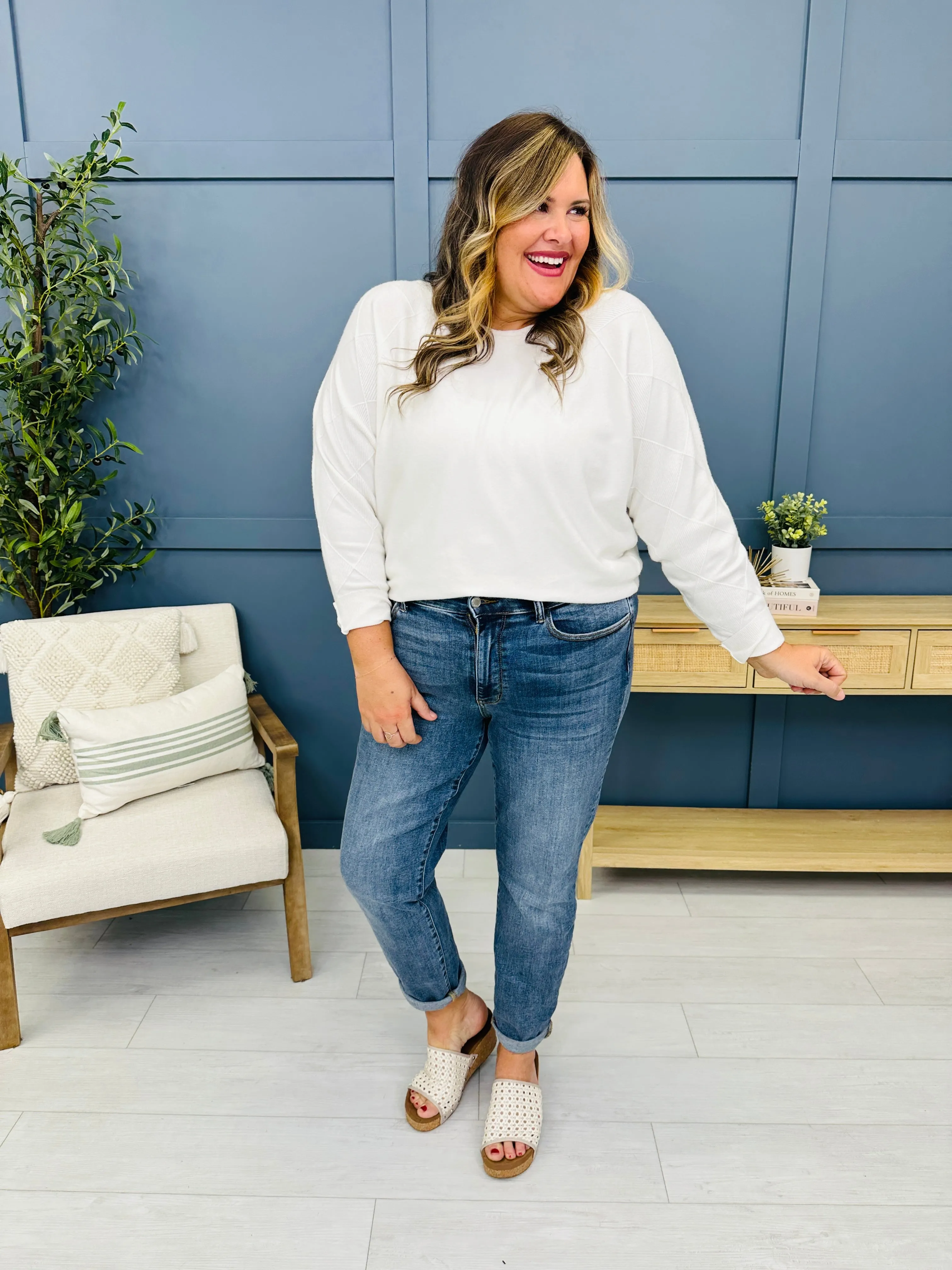 Judy Blue Instant Classic Slim Fit Jeans in Reg/Curvy